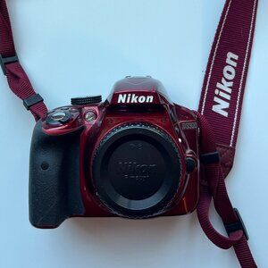 NIKON D3300 DIGITAL SLR CAMERA - RED with BATTERY